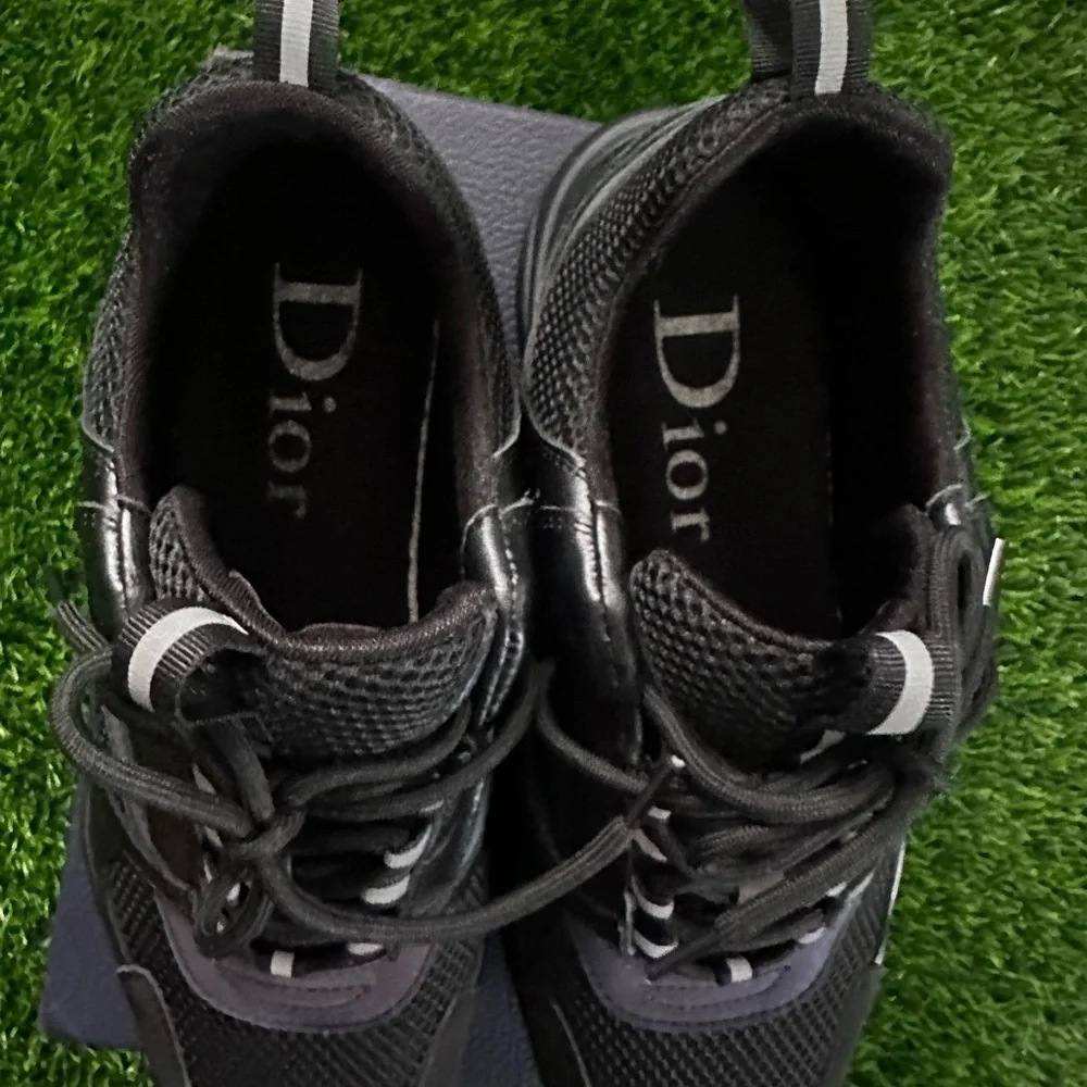 DIOR B22 - Picture 4 of 4